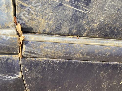 door-moulding-trim-mercedes-benz-c-class-w202-1993-1994-1995-1996-1997-1998-1999-2000-30085476 main image