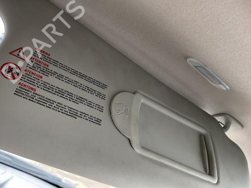 Used Right sun visor Right sun visor 29913682 29913682