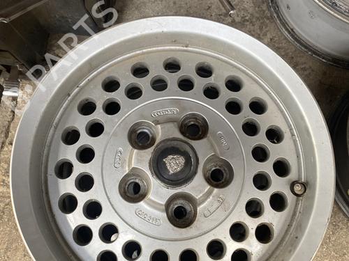 Used Rim JAGUAR XJ 6 4.2 (205 hp) 27213328