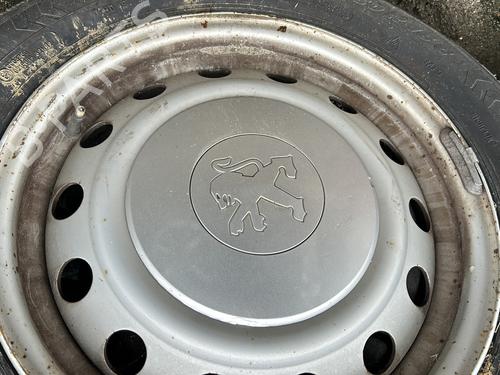 Used Hub cap PEUGEOT EXPERT Van (VF3A_, VF3U_, VF3X_) 2.0 HDi 130 (128 hp) 28016398