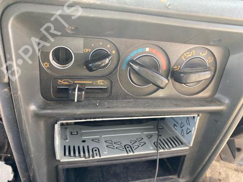 Used Climate control Climate control 36095141 36095141