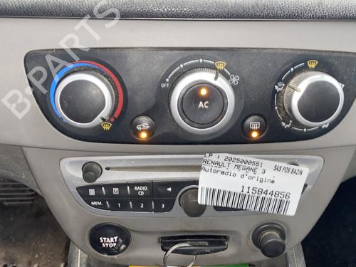 climate-control-renault-megane-iii-hatchback-bz01_-b3_-2008-30462581 main image