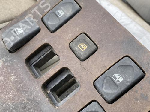 Left front window switch LAND ROVER DISCOVERY II (L318) 2.5 Td5 4x4 | BP33174050I27 - Image 3