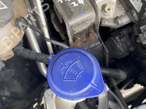 windscreen-washer-tank-peugeot-5008-0u_-0e_-2009-2010-2011-2012-2013-2014-2015-2016-2017-32990701 main image
