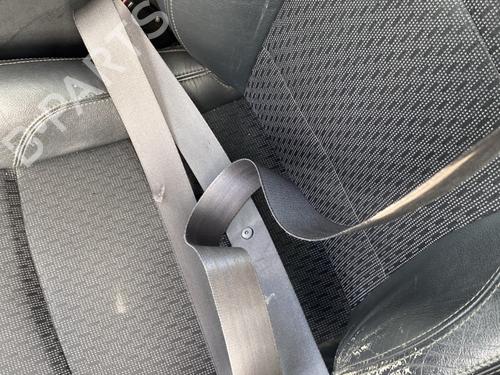 Used Front left seatbelt Front left seatbelt RENAULT LAGUNA II (BG0/1_) 2.0 16V (BG00, BG0K, BG0P, BG0W) (135 hp) 30133285 30133285