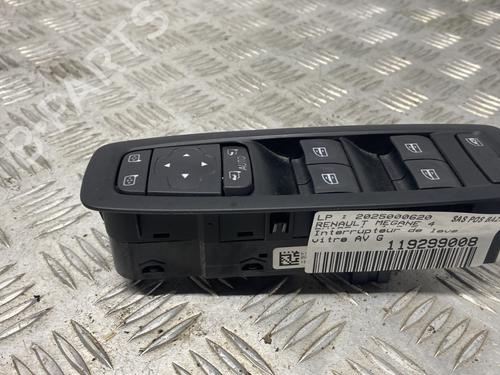 Used Left front window switch RENAULT MEGANE IV Hatchback (B9A/M/N_) 1.2 TCe 130 (B9MR) (130 hp) 31647344