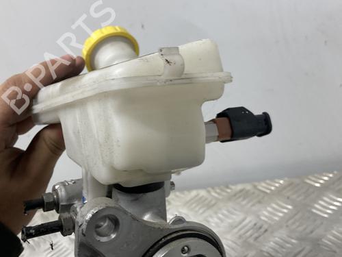 Used Brake master cylinder PEUGEOT 208 I (CA_, CC_) 1.6 HDi / BlueHDi 75 (75 hp) 20174374