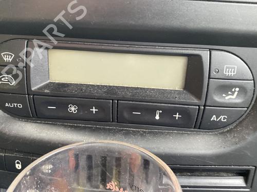 Climate control PEUGEOT 1007 (KM_) 1.4 HDi | BP31826773I5 - Image 4