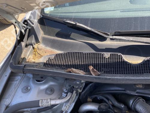 Used Scuttle panel Scuttle panel RENAULT MEGANE III Hatchback (BZ0/1_, B3_) 1.5 dCi (BZ0C) (90 hp) 26594354 26594354