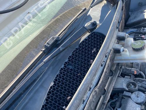 torpedoplade-peugeot-partner-box-bodympv-2008-37749969 main image