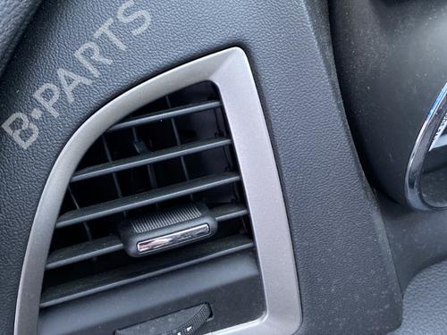 air-vent-opel-astra-j-p10-2009-2010-2011-2012-2013-2014-2015-2016-31114471 main image