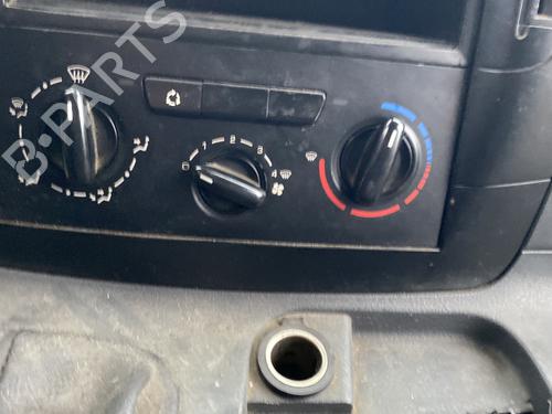 Used Climate control PEUGEOT EXPERT Van (VF3A_, VF3U_, VF3X_) 1.6 HDi 90 16V (90 hp) 31019132