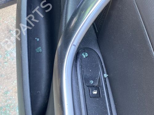 Used Front right panel Front right panel PEUGEOT 308 SW I (4E_, 4H_) 1.6 HDi (112 hp) 24827164 24827164