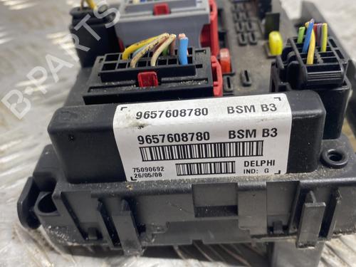 Used Fuse box Fuse box PEUGEOT 206 Hatchback (2A/C) 1.4 HDi eco 70 (68 hp) 29013092 29013092
