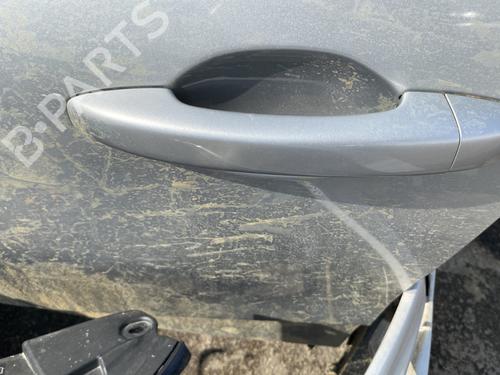 Used Front left exterior door handle RENAULT CLIO V (B7_) 1.0 TCe 90 (B7MT) (91 hp) 26431366