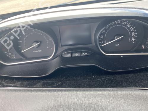 Used Instrument cluster PEUGEOT 208 I (CA_, CC_) 1.6 HDi (92 hp) 28681589