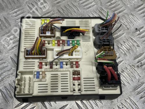 Fuse box RENAULT LAGUNA III (BT0/1) 1.5 dCi (BT00, BT0A, BT0T, BT1J) | BP28589266E1 - Image 3