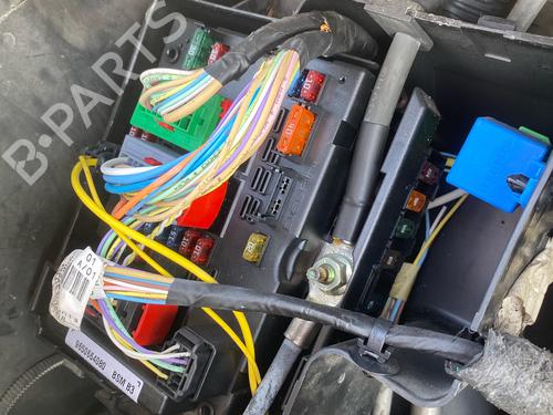 Fuse box PEUGEOT 807 (EB_) 2.2 HDi | BP39244916E1 - Image 3
