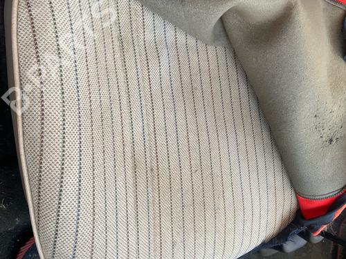 Used Right front seat Right front seat 36817181 36817181