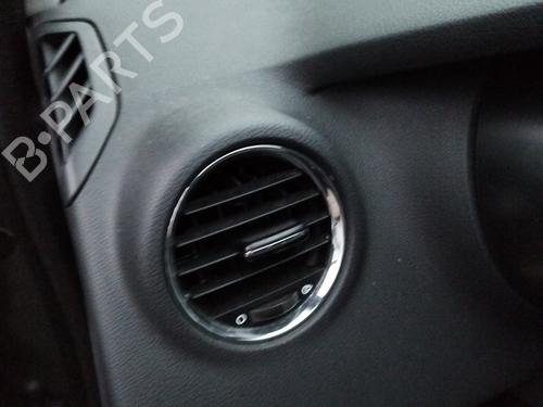 Used Air vent PEUGEOT 3008 I MPV (0U_) 1.6 HDi (112 hp) 22200316