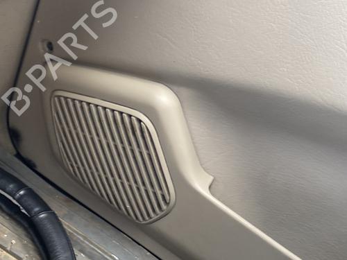 Used Front right panel Front right panel NISSAN TERRANO II (R20) 2.7 TDi 4WD (125 hp) 26154935 26154935