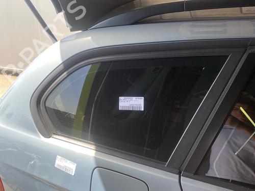 rear-right-quarter-glass-bmw-3-touring-e91-2004-2005-2006-2007-2008-2009-2010-2011-2012-36030425 main image