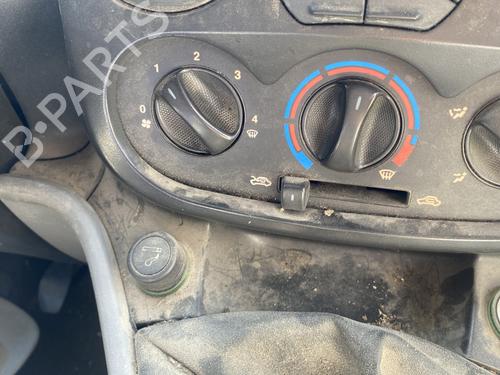 climate-control-fiat-doblo-box-bodympv-223_-2000-25484025 main image