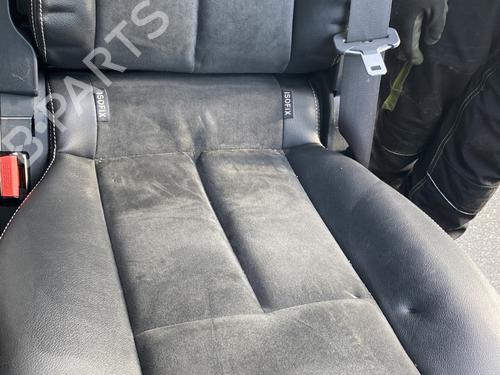 Sedile posteriore RENAULT ESPACE IV (JK0/1_) 2.0 dCi (JK01, JK02, JK1J, JK1K, JK1H) (150 hp) 30646679