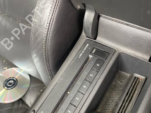Radio VW GOLF V (1K1) | BP36914687E6 - Image 2