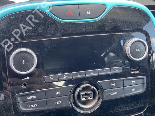 Used Radio Radio RENAULT CAPTUR I (J5_, H5_) 0.9 TCe 90 (90 hp) 27159409 27159409