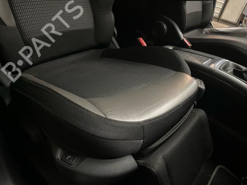 Right front seat CITROËN C4 Picasso II 2.0 BlueHDi 150 | BP40268681C16 - Image 5
