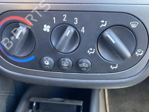 Climate control OPEL CORSA C (X01) 1.7 DTI (F08, F68) | BP23785096I5 - Image 2