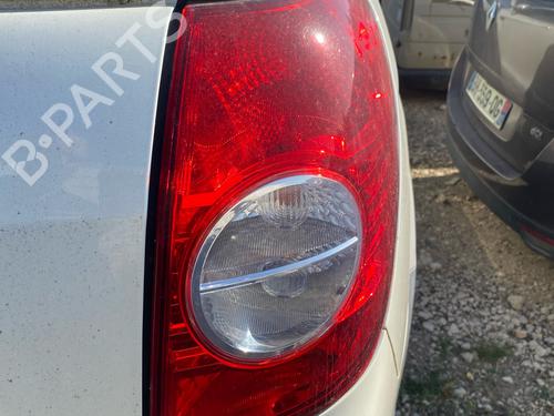 right-taillight-chevrolet-captiva-c100-c140-2006-38876757 main image