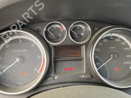 Used Instrument cluster PEUGEOT 308 I (4A_, 4C_) 1.6 HDi (109 hp) 25867044