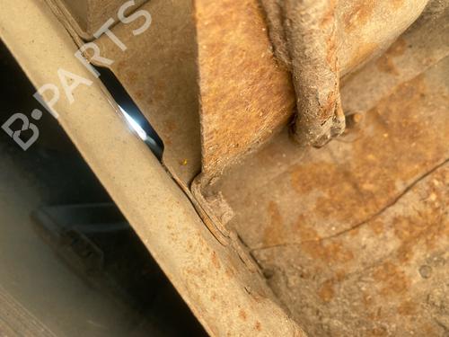 Used Rear bumper reinforcement Rear bumper reinforcement 37706719 37706719