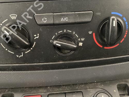 Climate control PEUGEOT PARTNER Box Body/MPV 1.6 BlueHDi 100 | BP29120218I5 