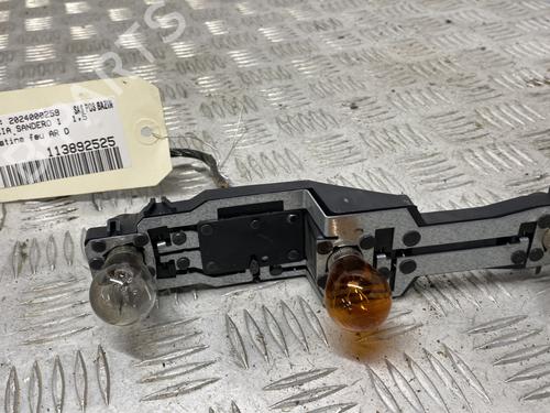 Used Lamp holder DACIA SANDERO 1.5 dCi (68 hp) 29611671