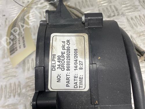 Electronic module PEUGEOT 1007 (KM_) 1.4 HDi | BP40124417M83 - Image 3