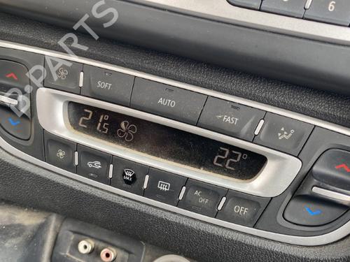 Climate control RENAULT SCÉNIC III (JZ0/1_) 1.5 dCi (JZ02, JZ0R) | BP22122423I5 