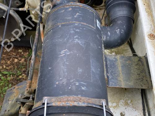 Used Air filter box Air filter box NISSAN PATROL III/2 Station Wagon (W260) 2.8 D 4x4 (80 hp) 33129785 33129785