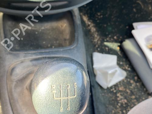 gearbox-renault-megane-i-ba01_-1995-1996-1997-1998-1999-2000-2001-2002-2003-2004-32734181 main image