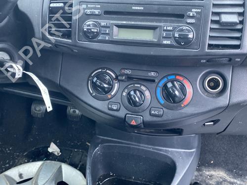 Used Climate control NISSAN MICRA III (K12) 1.5 dCi (86 hp) 22241303