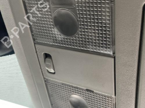 interior-roof-light-renault-koleos-i-hy_-2008-31977681 main image