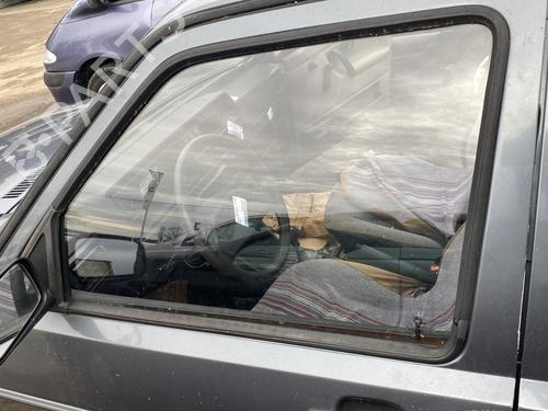 Dør rude ventre foran VW GOLF II (19E, 1G1) 1.6 TD (60 hp) 30683018