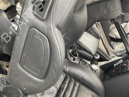 Used Right front seat PEUGEOT 407 Coupe (6C_) 2.7 HDi (204 hp) 31972137