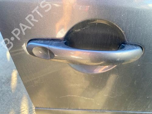 front-right-exterior-door-handle-vw-touran-1t1-1t2-2003-2004-2005-2006-2007-2008-2009-2010-2011-39426472 main image