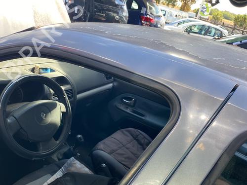 Used Left front door Left front door 39005732 39005732