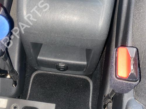 Middle console CITROËN C4 Picasso II 2.0 BlueHDi 150 | BP40268779I22 - Image 2