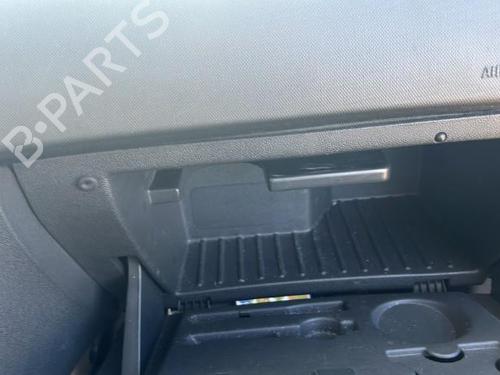 Used Glove box Glove box 22117686 22117686