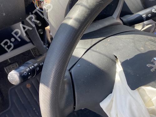 Used Steering wheel PEUGEOT 107 (PM_, PN_) 1.0 (68 hp) 29304806